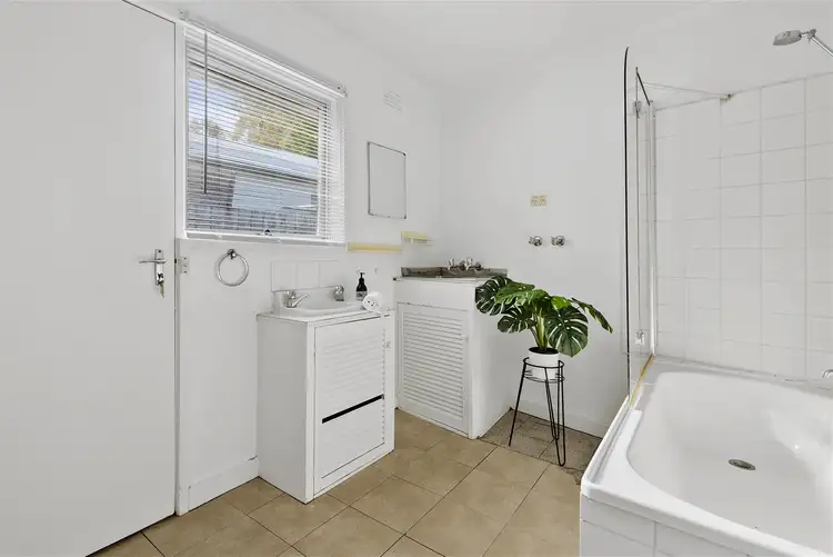 Sixth view of Homely unit listing, 6/5 Wendy Avenue, Mount Eliza VIC 3930