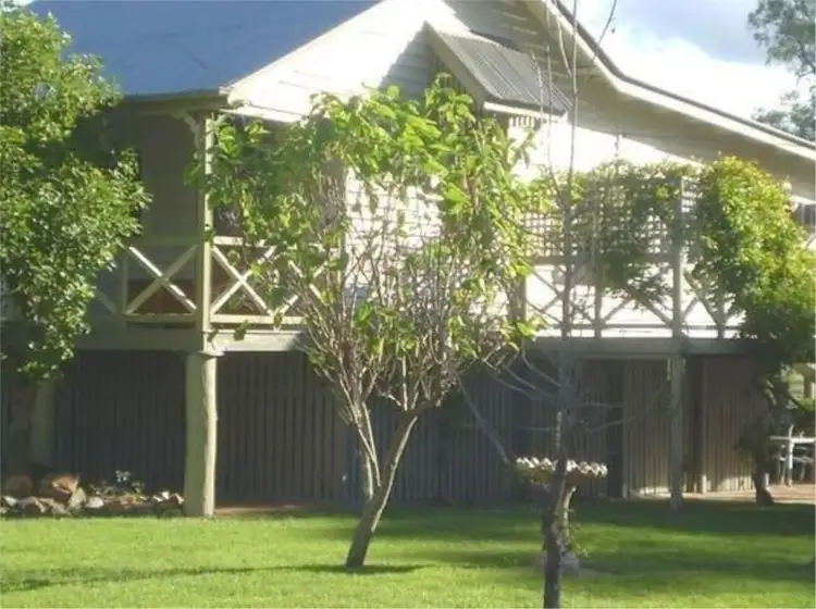 28594 New England Highway, Ballandean QLD 4382