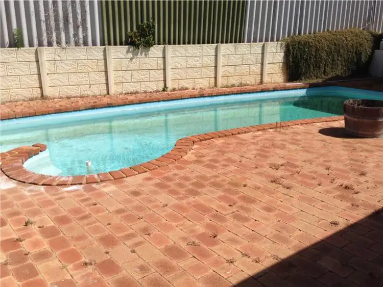Third view of Homely house listing, 5 Flinton Court, Halls Head WA 6210
