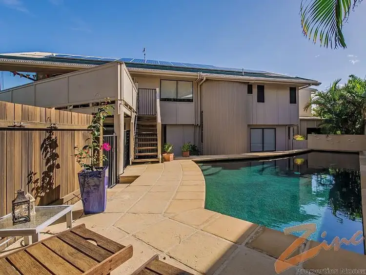 5 Seafarer Court, Castaways Beach QLD 4567