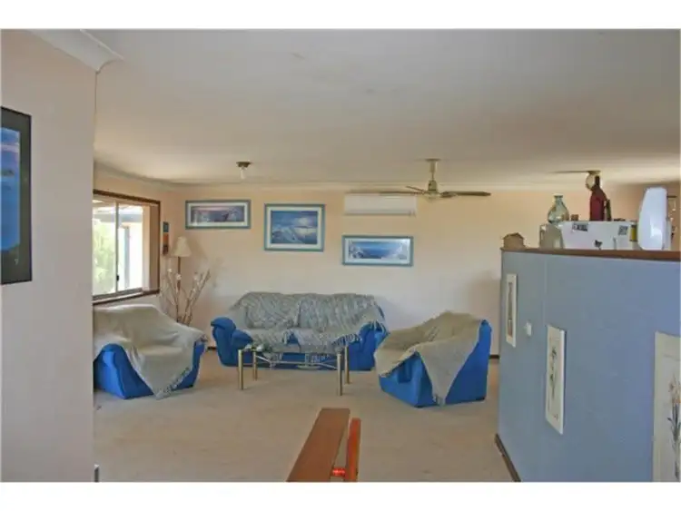 Seventh view of Homely house listing, 4 Sunset Street, Surfside NSW 2536