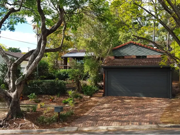 19 Oakington Street, Fig Tree Pocket QLD 4069