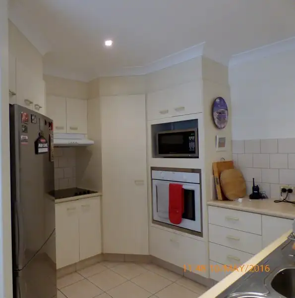 Sixth view of Homely semi-detached listing, 2/11 Teal Avenue, Paradise Point QLD 4216