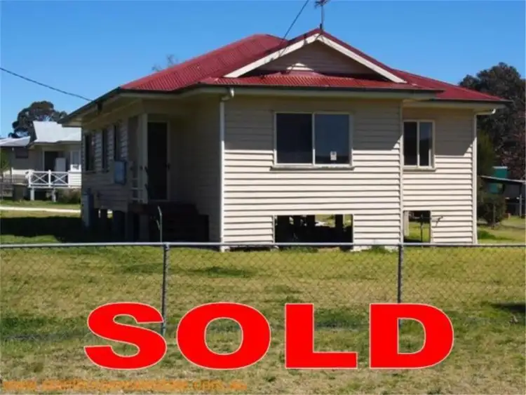 36 Glenlyon Street, Wallangarra QLD 4383