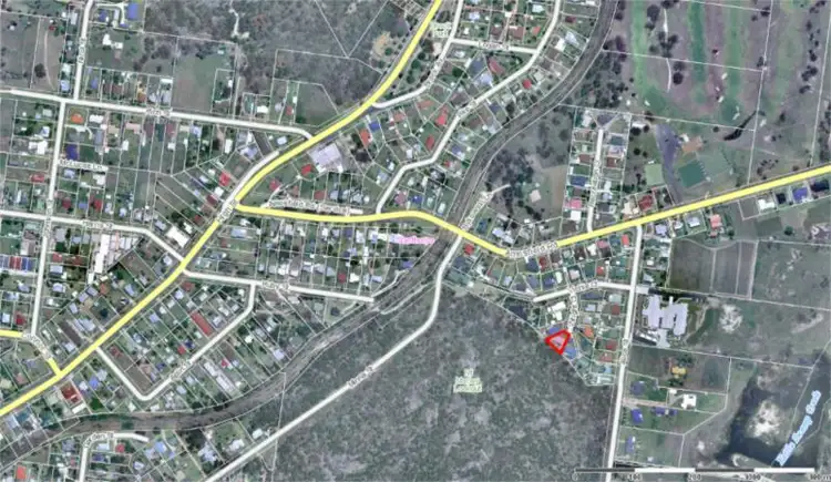 Third view of Homely house listing, 8 Wright Court, Stanthorpe QLD 4380
