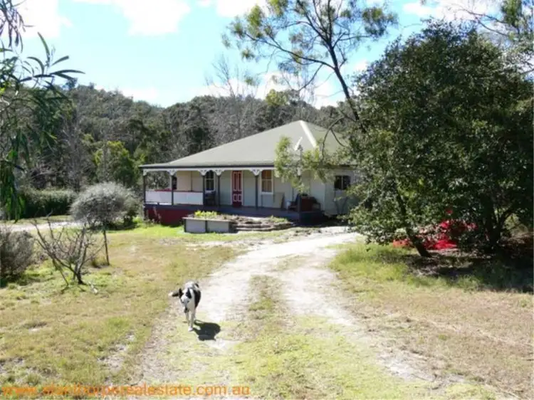 2302 Pyramid's Road, Ballandean QLD 4382