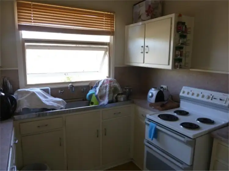 Seventh view of Homely house listing, 10 Noble Road, Clare SA 5453