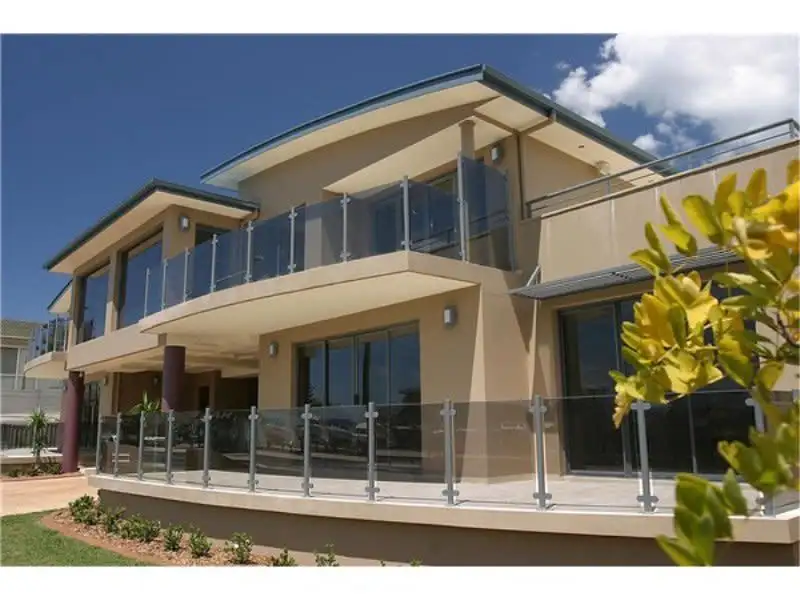 Main view of Homely apartment listing, 4/94-96 Beach Road, Batemans Bay NSW 2536