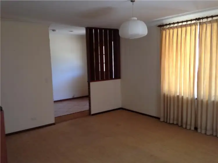 Seventh view of Homely house listing, 5 Flinton Court, Halls Head WA 6210