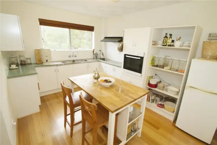 Fourth view of Homely unit listing, 2/77 Enoggera Terrace, Red Hill QLD 4059