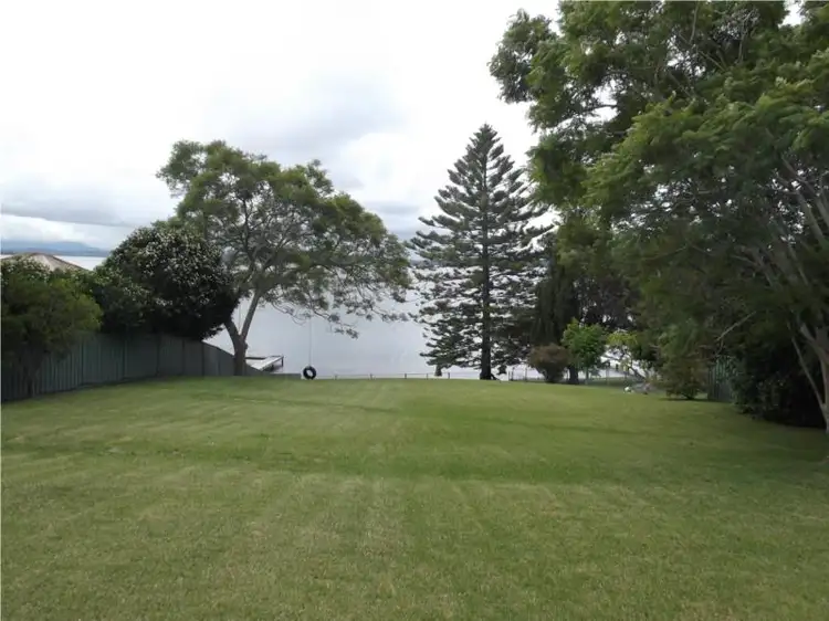 10 Government Road, Nords Wharf NSW 2281