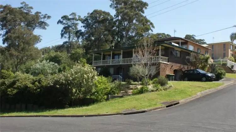 13 Currowan Street, Nelligen NSW 2536