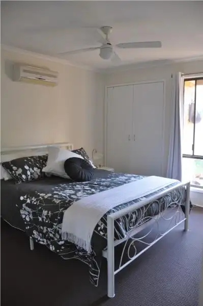 Sixth view of Homely house listing, 2/6 Hoya Court, Labrador QLD 4215