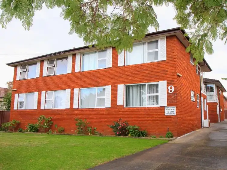 Main view of Homely unit listing, 3/9 Viola Street, Punchbowl NSW 2196