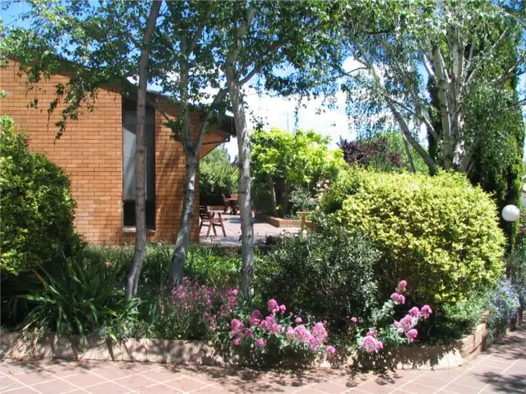 40 Gowrie Walk, West Bathurst NSW 2795