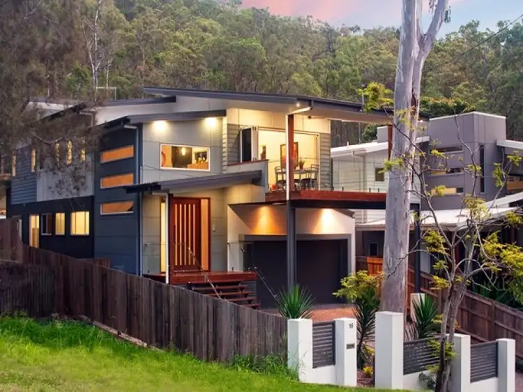 16 London Street, Ashgrove QLD 4060