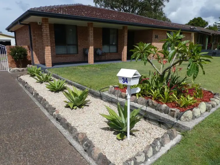 34 Poilus Parade, Tanilba Bay NSW 2319