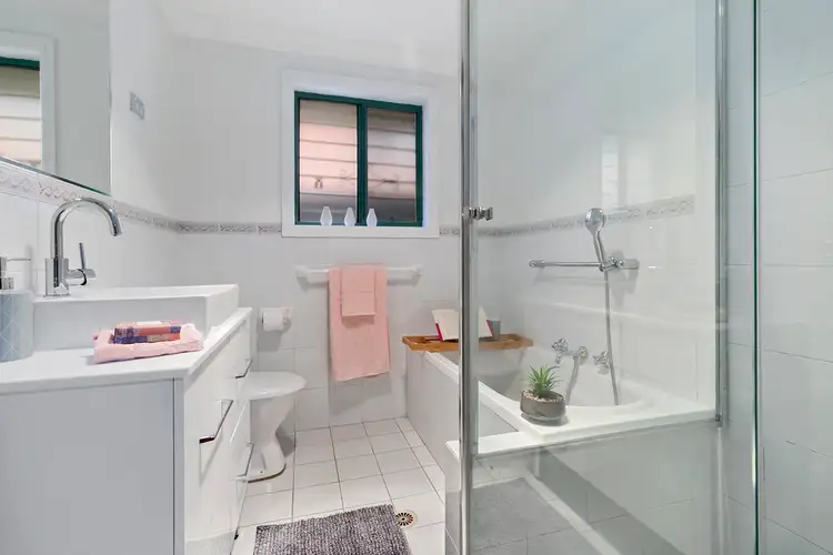 Sixth view of Homely villa listing, 1/110 Hoxton Park Road, Lurnea NSW 2170