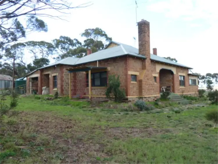 320 Golf Course Road, Saddleworth SA 5413