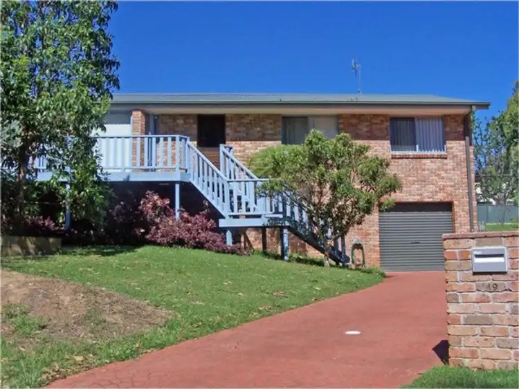 19 Kennedy Crescent, Denhams Beach NSW 2536