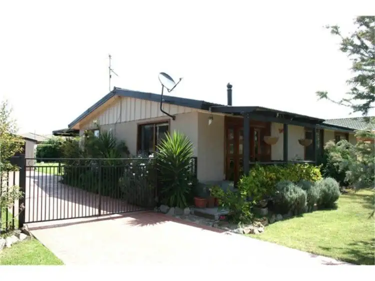 66 Maloneys Drive, Maloneys Beach NSW 2536