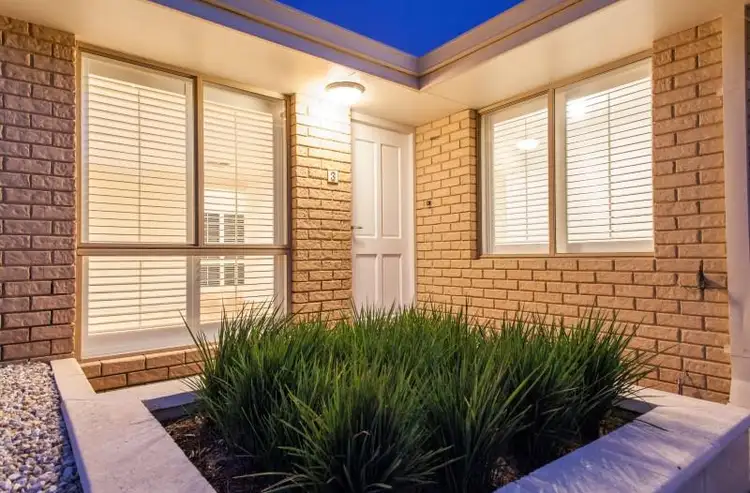 3/8 Daley Street, Yokine WA 6060
