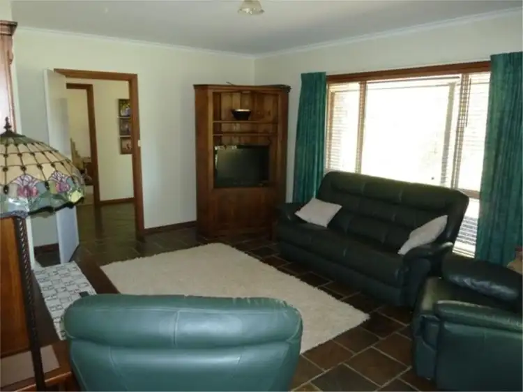 Fifth view of Homely house listing, 7 Waller Drive, Clare SA 5453