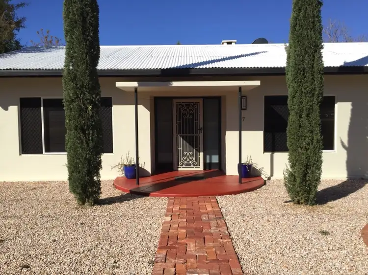 7 Lindsay Avenue, East Side NT 870