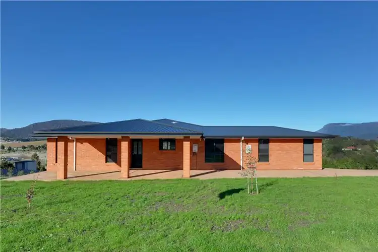 2/18 Rachel Crescent, Old Beach TAS 7017