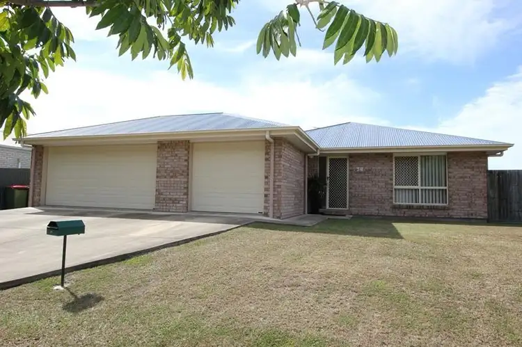 34 Pidgeon Blvd, Crestmead QLD 4132