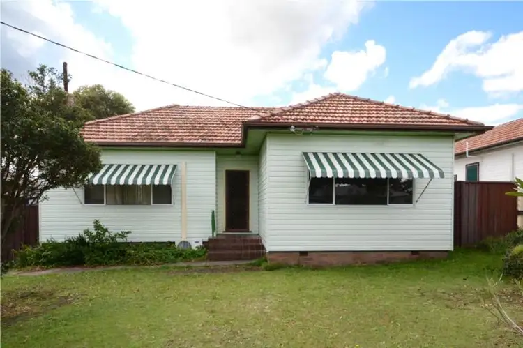 38 Bardia Road, Shortland NSW 2307