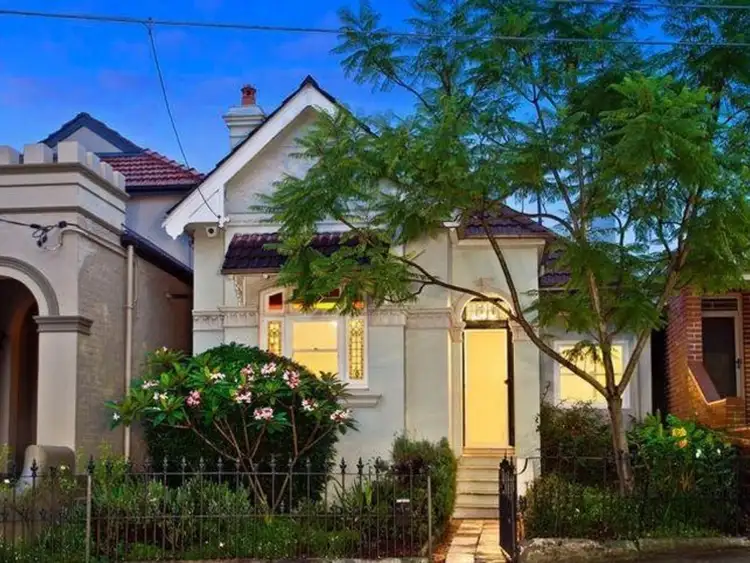 115 Trafalgar Street, Stanmore NSW 2048