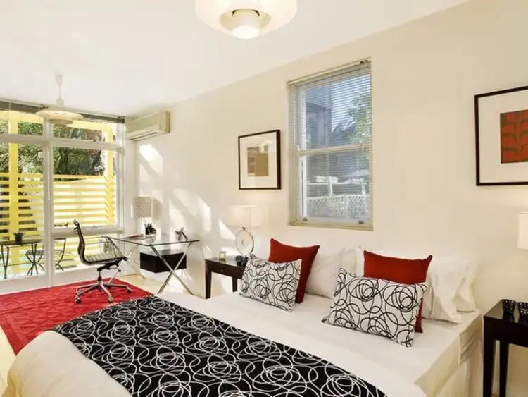 Third view of Homely apartment listing, 4/15 Carlisle Street, Tamarama NSW 2026