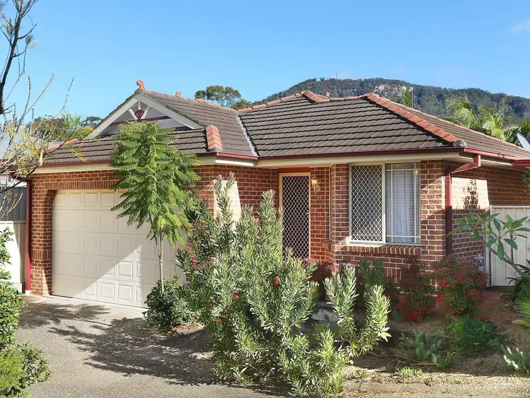 Main view of Homely villa listing, 10/35 Ryan Street, Balgownie NSW 2519