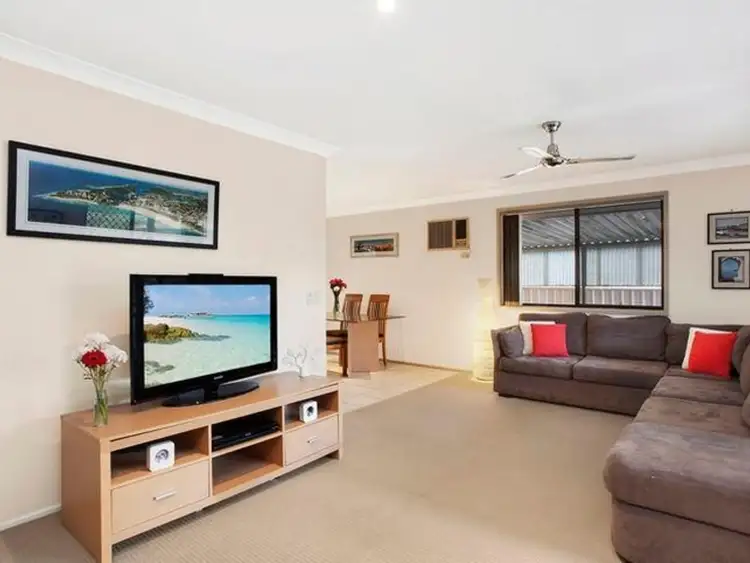 Second view of Homely house listing, 2/7 St Kilda Crescent, Tweed Heads West NSW 2485