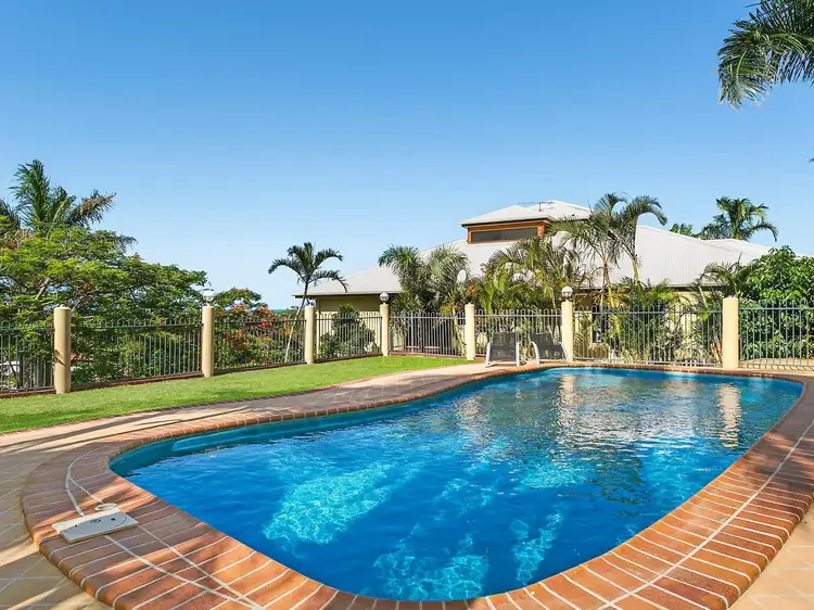10 Tabor Drive, Lammermoor QLD 4703