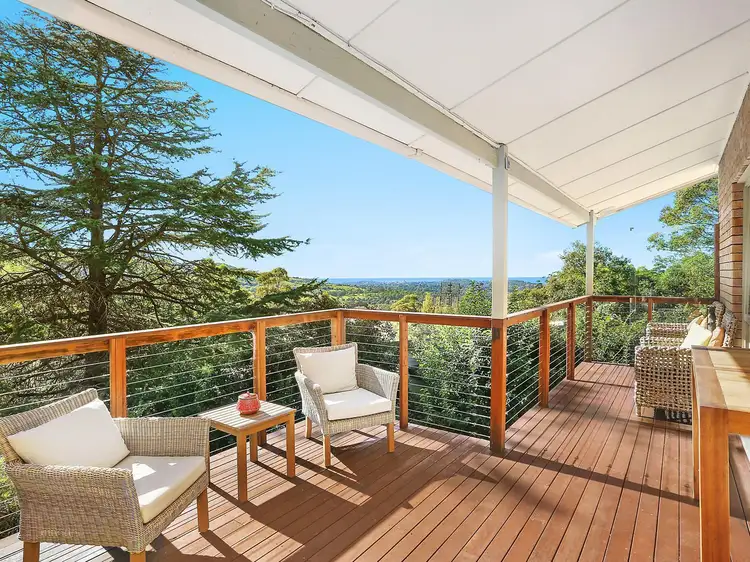 18 Araluen Avenue, Mount Kembla NSW 2526