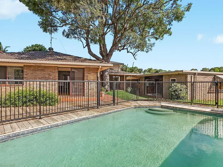 13 Kauri Court, Palm Beach QLD 4221