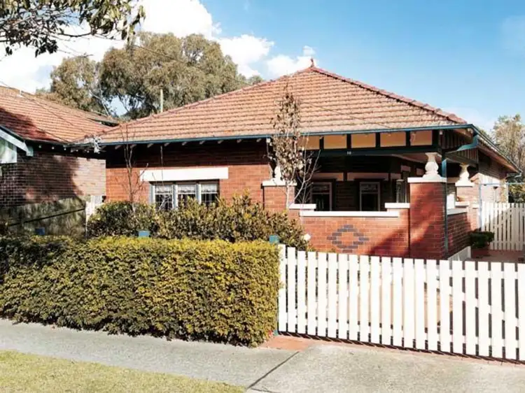16 Chiswick Street, Strathfield South NSW 2136