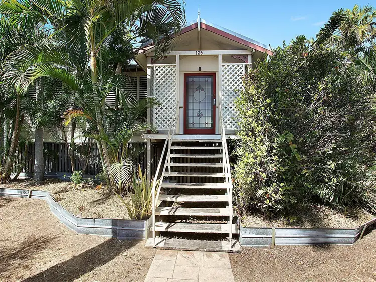 126 Perkins Street West, Railway Estate QLD 4810