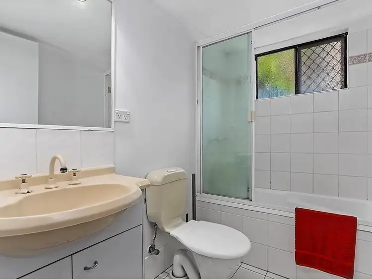 Fifth view of Homely apartment listing, 15/139 Lytton Road, East Brisbane QLD 4169