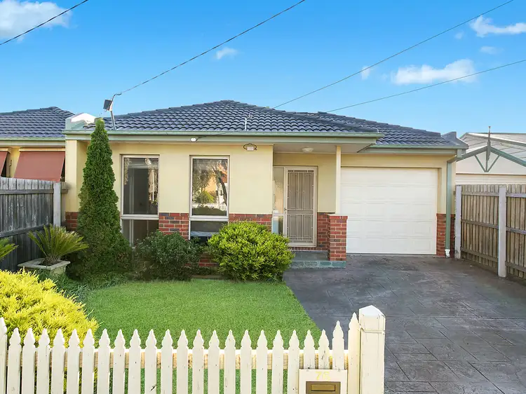 76 Saltley Street, South Kingsville VIC 3015