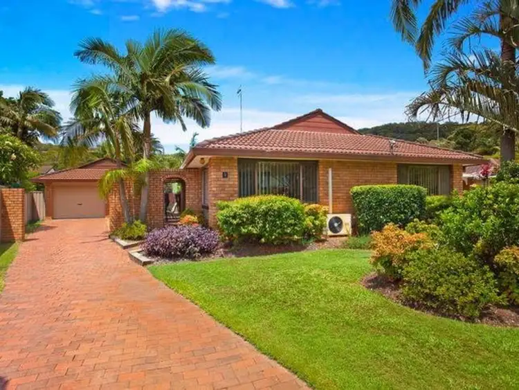 Second view of Homely house listing, 9 Karingal Close, Woy Woy NSW 2256