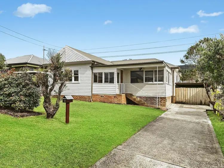 Main view of Homely house listing, 10 Hollebon Road, Bellambi NSW 2518