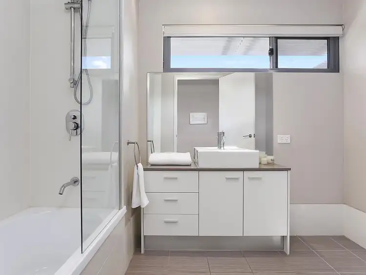 Fifth view of Homely apartment listing, 1/18 Riverbend Place, Bulimba QLD 4171