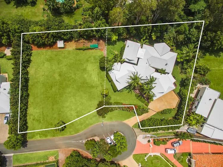 19 Mountain Top Court, Mons QLD 4556