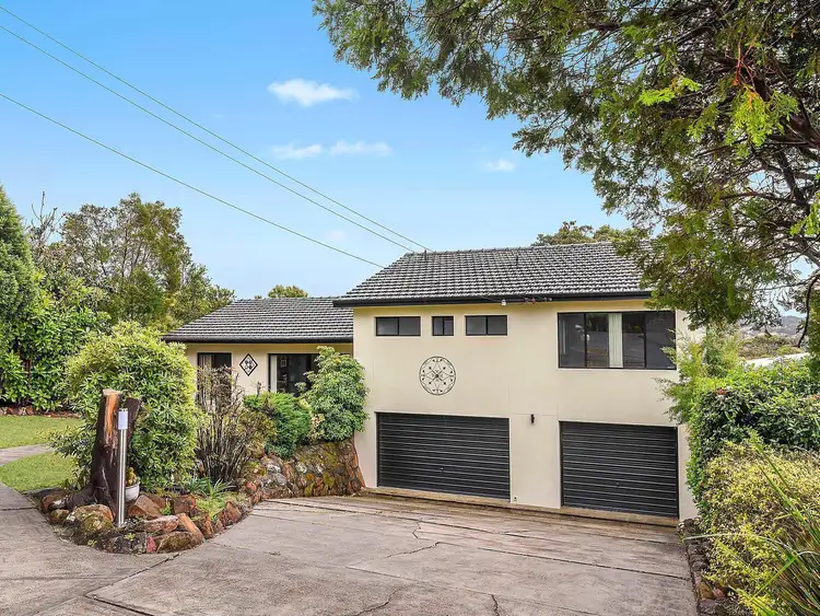 30 Toohey Crescent, Adamstown Heights NSW 2289