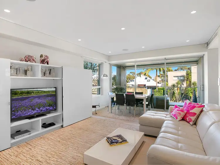 Main view of Homely apartment listing, 5/28 East Crescent Street, Mcmahons Point NSW 2060