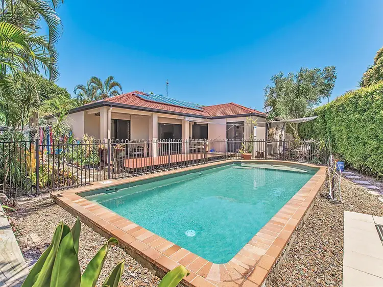 39 Comet Drive, Sunrise Beach QLD 4567