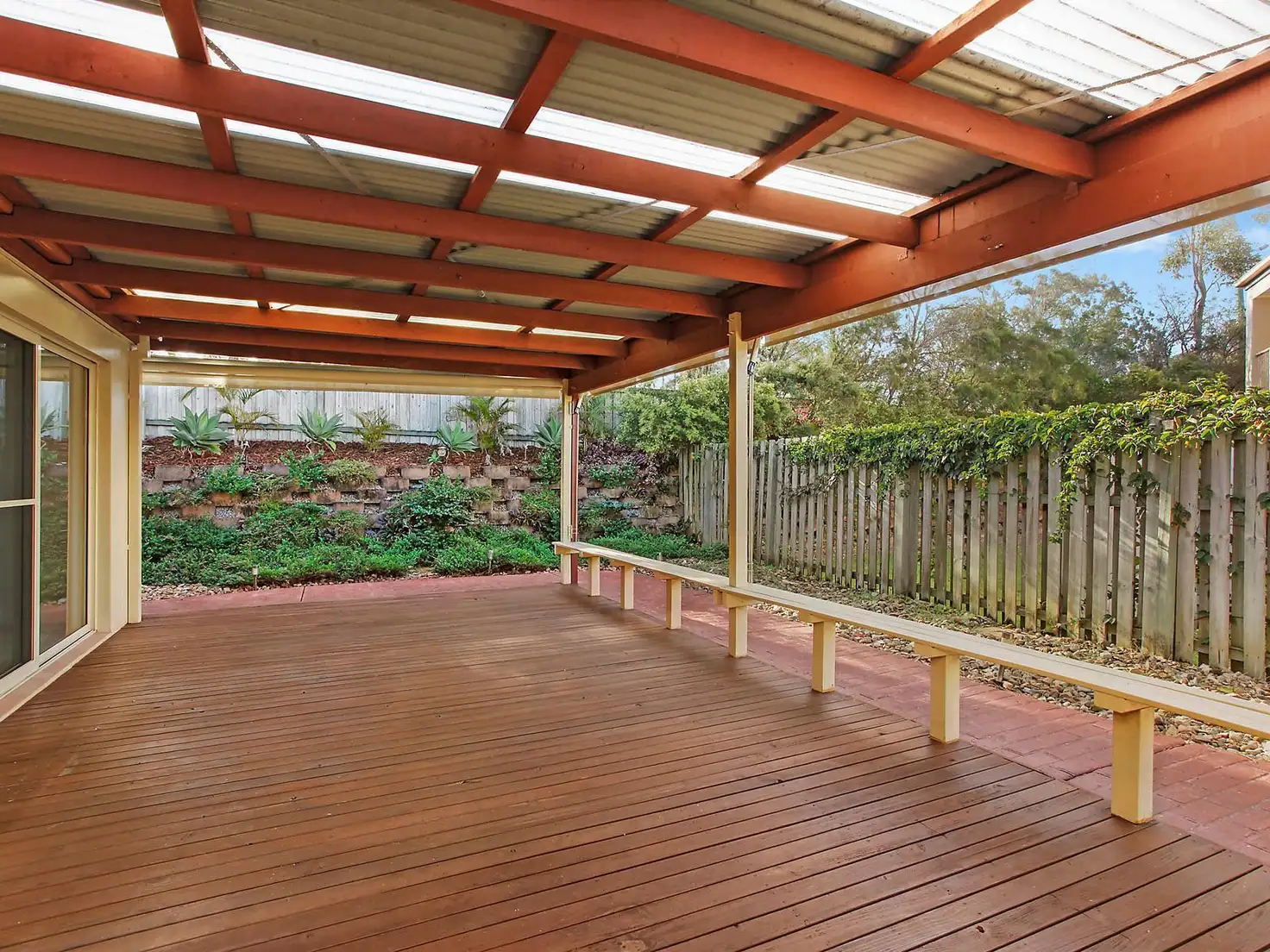 Main view of Homely villa listing, 2/95 Arundel Drive, Arundel QLD 4214